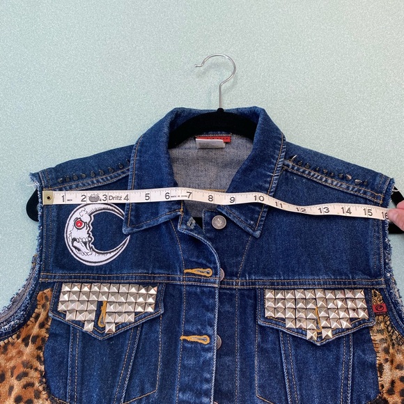 Battle Vest- Horror themed with patches and studs. - Picture 6 of 7